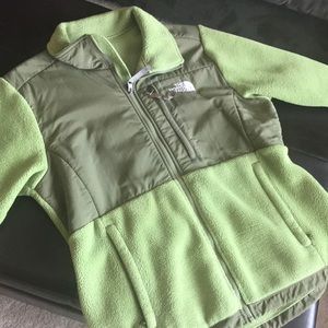 Women’s medium Northface Denali jacket
